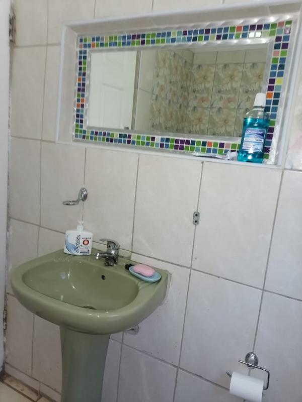 2 Bedroom Property for Sale in Kwa Nobuhle Eastern Cape